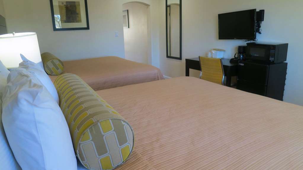 Americas Best Value Inn & Suites Escondido Quarto foto